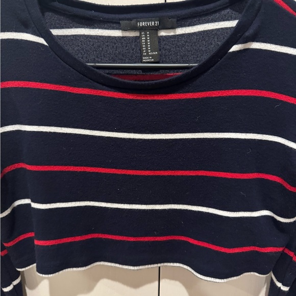 Forever 21 striped long sleeve crop top - Picture 2 of 3